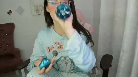 Alicie online show from June 26, 2026, 4:17 am