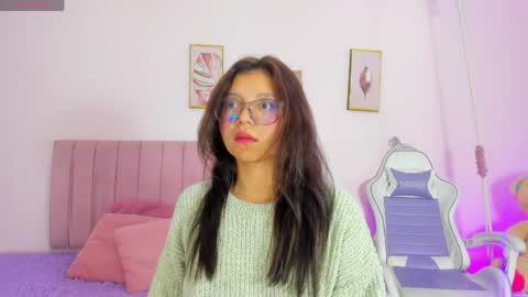 Zoe online show from April 9, 2026, 11:59 am