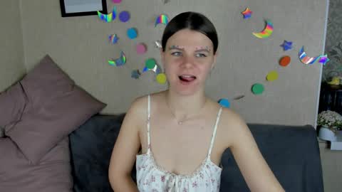 Snapshot of zorianaa_ chatting on May 25, 2026, 9:10 pm Zoriana online show from May 25, 2026, 9:10 pm