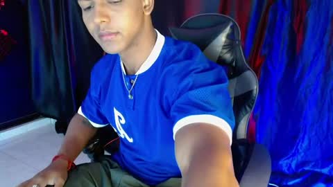 Zoriel online show from June 7, 2026, 6:22 pm
