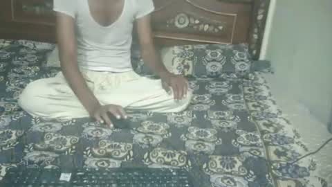 zoyakhan803 online show from September 9, 2025, 11:04 pm