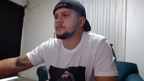 zues_gle25 online show from October 7, 2025, 9:56 pm