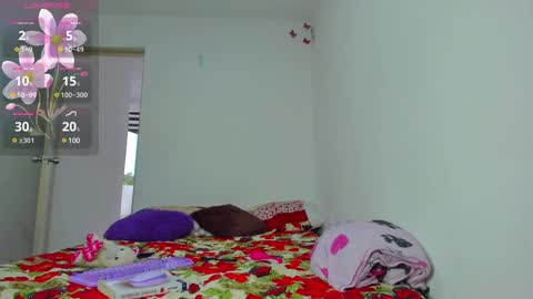 Snapshot of zule__williams chatting on February 23, 2025, 11:44 am zule online show from February 23, 2025, 11:44 am