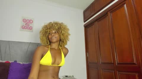 Snapshot of zule__williams chatting on November 20, 2025, 1:06 am zule online show from November 20, 2025, 1:06 am