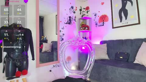 zully_green online show from April 11, 2026, 3:44 am