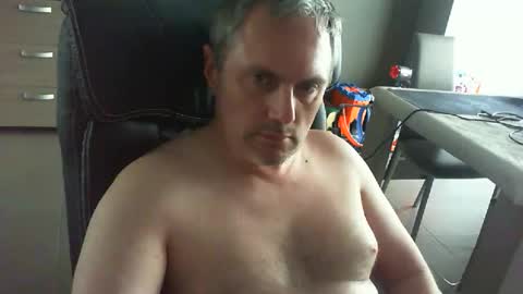 Snapshot of zultem chatting on April 16, 2026, 5:58 pm zultem online show from April 16, 2026, 5:58 pm