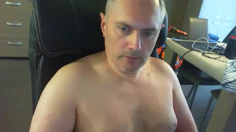 Snapshot of zultem chatting on May 18, 2026, 4:07 am zultem online show from May 18, 2026, 4:07 am