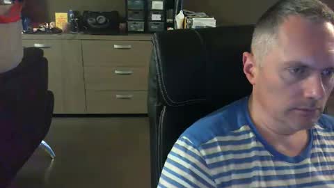 Snapshot of zultem chatting on May 19, 2026, 3:57 am zultem online show from May 19, 2026, 3:57 am