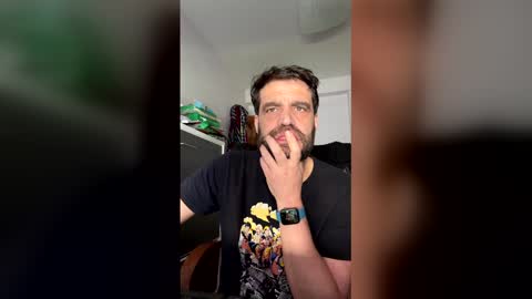 zurdineno online show from April 15, 2026, 10:44 am