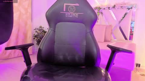 ZURY   online show from June 4, 2026, 11:38 am
