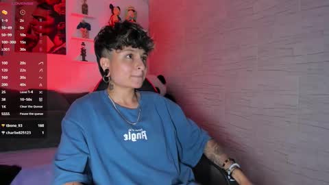 Snapshot of zuryramirez_ chatting on November 9, 2025, 8:51 pm Zury Ramirez online show from November 9, 2025, 8:51 pm