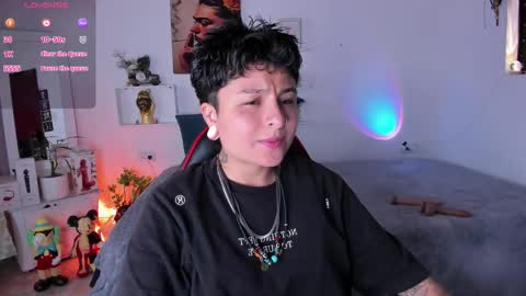 Snapshot of zuryramirez_ chatting on February 22, 2026, 9:13 pm Zury Ramirez online show from February 22, 2026, 9:13 pm
