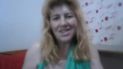 Snapshot of zy75ana chatting on July 25, 2026, 6:00 am KissmemyLove online show from July 25, 2026, 6:00 am