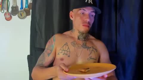 zyon garcia online show from December 19, 2024, 10:02 am