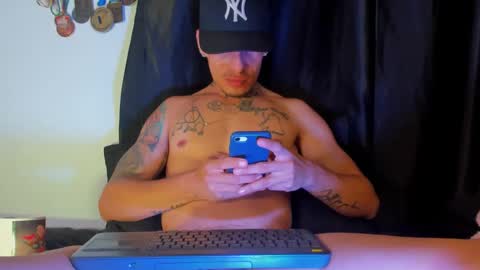 zyon garcia online show from December 24, 2024, 4:44 am