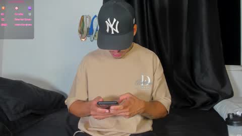 zyon garcia online show from November 18, 2025, 12:49 am