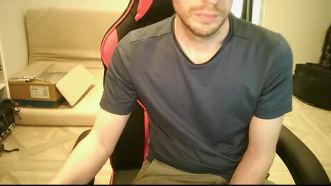 zyriosben online show from February 18, 2025, 3:43 pm