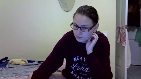 Snapshot of zyuhre chatting on September 24, 2025, 1:47 pm Zyuhre online show from September 24, 2025, 1:47 pm