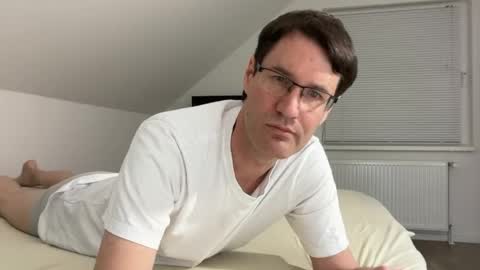 Snapshot of zzz123_cam chatting on April 13, 2026, 3:17 pm zzz123_cam online show from April 13, 2026, 3:17 pm