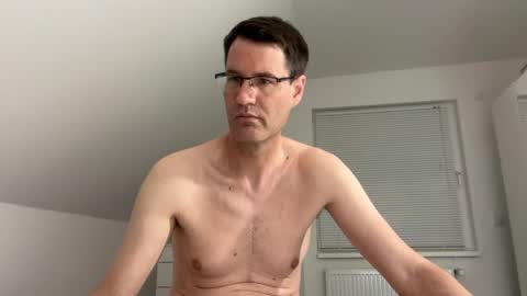 Snapshot of zzz123_cam chatting on June 4, 2026, 3:51 pm zzz123_cam online show from June 4, 2026, 3:51 pm