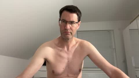 Snapshot of zzz123_cam chatting on June 13, 2026, 2:59 pm zzz123_cam online show from June 13, 2026, 2:59 pm