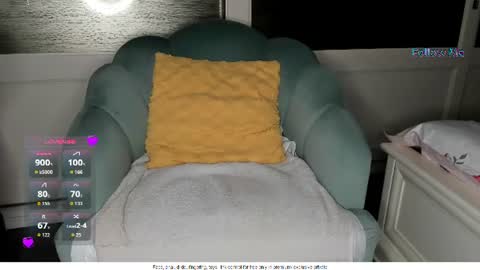Snapshot of zzzbutterflyxxx chatting on July 20, 2026, 12:18 pm Miss Carla online show from July 20, 2026, 12:18 pm