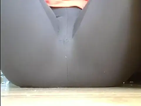 Squirtlady38 online show from February 7, 2025, 9:26 am