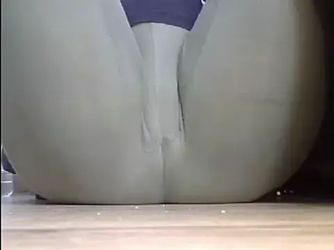 Squirtlady38 online show from March 6, 2025, 2:29 pm