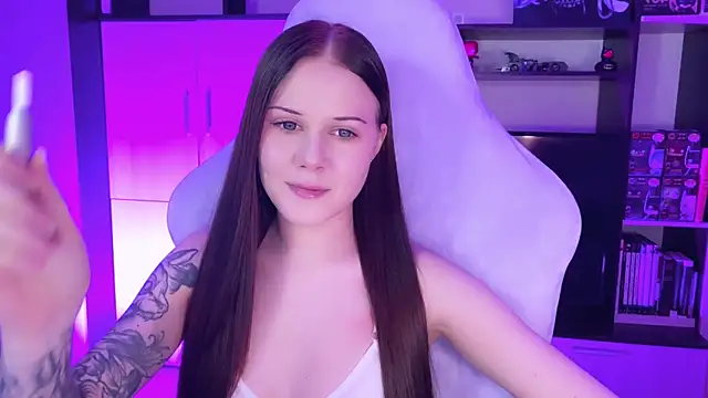 jasminevine online show from February 2, 2025, 10:39 pm