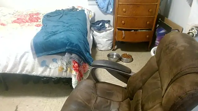 Snapshot of DADDY_KANE8--- chatting on April 6, 2026, 4:30 pm DADDY KANE8--- online show from April 6, 2026, 4:30 pm