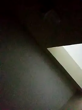 Snapshot of queen__ebony chatting on October 1, 2025, 2:39 am queen ebony online show from October 1, 2025, 2:39 am