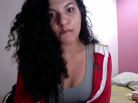 Snapshot of gatubelahot chatting on January 7, 2025, 7:10 am gatubelahot online show from January 7, 2025, 7:10 am