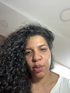 Snapshot of gatubelahot chatting on February 24, 2025, 4:38 am gatubelahot online show from February 24, 2025, 4:38 am