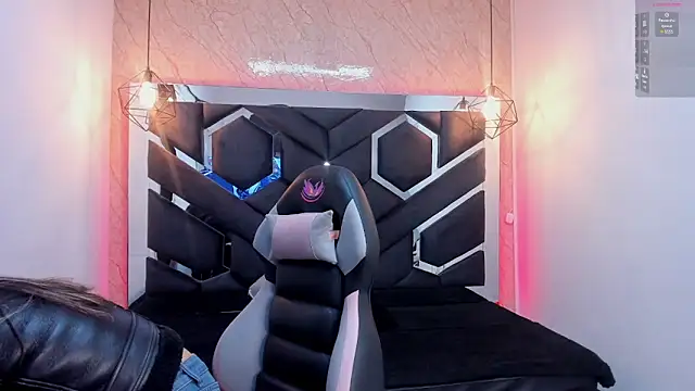 lilith nv online show from January 7, 2025, 11:16 am