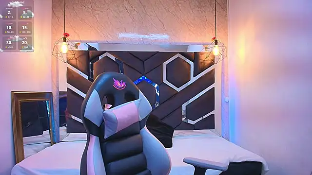 lilith nv online show from October 31, 2025, 11:55 am