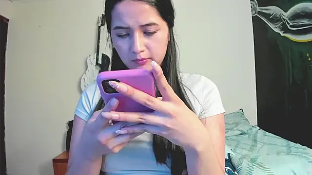 Snapshot of Hott_Hanna chatting on March 14, 2025, 8:10 am Hott Hanna online show from March 14, 2025, 8:10 am