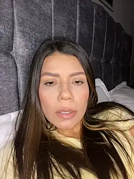 martina contreras online show from February 7, 2026, 4:05 am