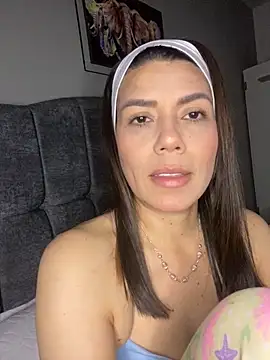 martina contreras online show from March 26, 2026, 8:09 am