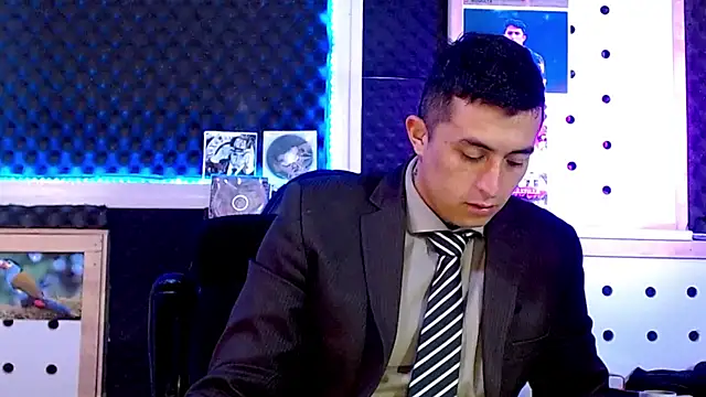 Darko0717 online show from February 21, 2025, 10:50 am