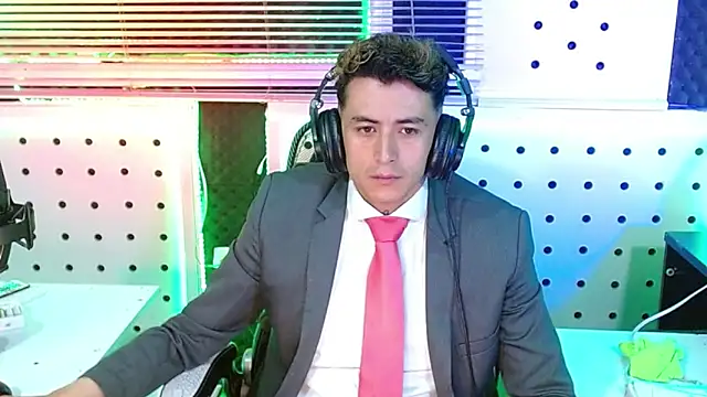 Darko0717 online show from November 22, 2025, 1:10 pm