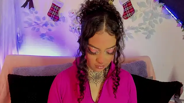 Cata green online show from December 20, 2024, 9:06 pm