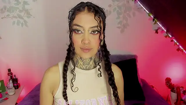 Cata green online show from January 24, 2025, 9:26 pm