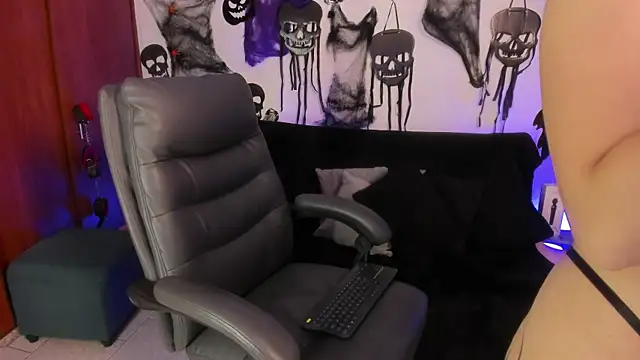 Cata green online show from October 10, 2025, 8:41 pm