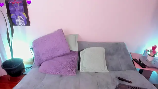 Cata green online show from April 16, 2026, 7:14 pm