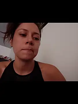 MommyMiaWs online show from December 5, 2025, 7:32 pm