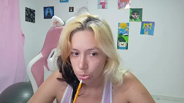 MommyMiaWs online show from March 27, 2026, 10:31 pm