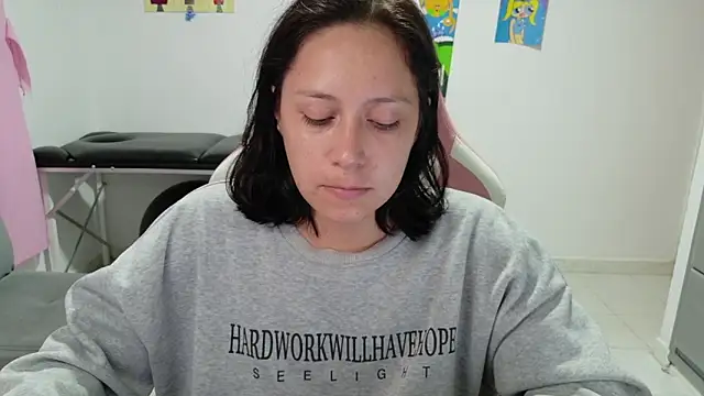 MommyMiaWs online show from July 8, 2026, 12:48 am