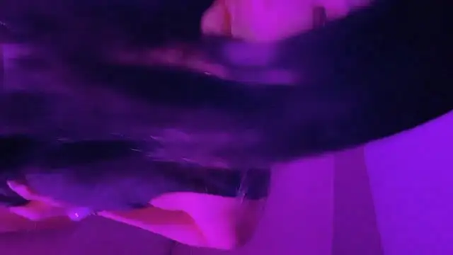 Serena-AU online show from November 5, 2025, 3:34 pm