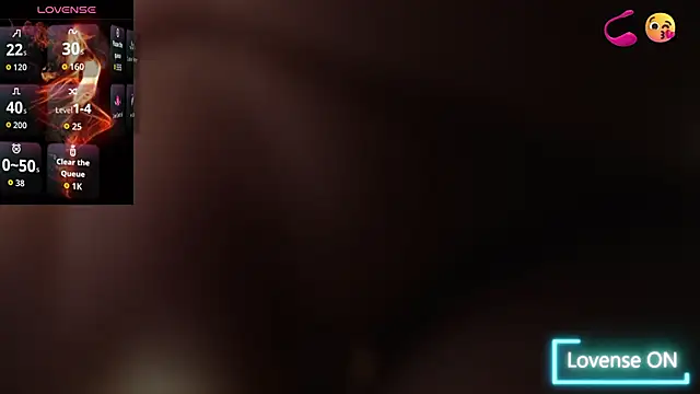 Snapshot of Abril_Beltran_ chatting on November 4, 2025, 10:42 pm Abril Beltran online show from November 4, 2025, 10:42 pm