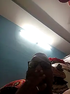 StarPacifist6 online show from January 22, 2025, 4:23 pm